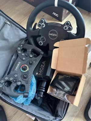A complete combo to start your 12NM Sim-racing journey. MOZA R12 + KS wheel + CS V2 Wheel + Dash + Universal Mounting that is compatible with MOZA. Cable and Mounting screws included. All ready to use and in excellent condition.